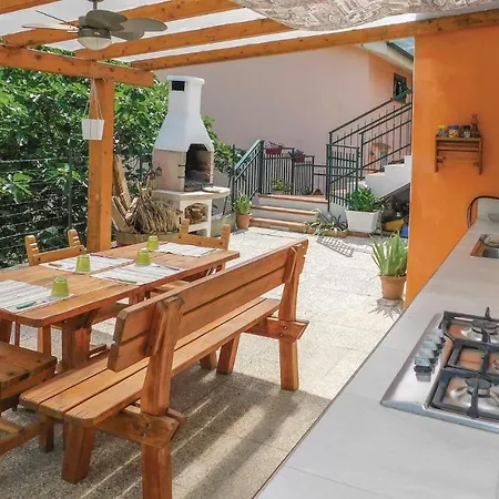 Casa L'iris בית נופש